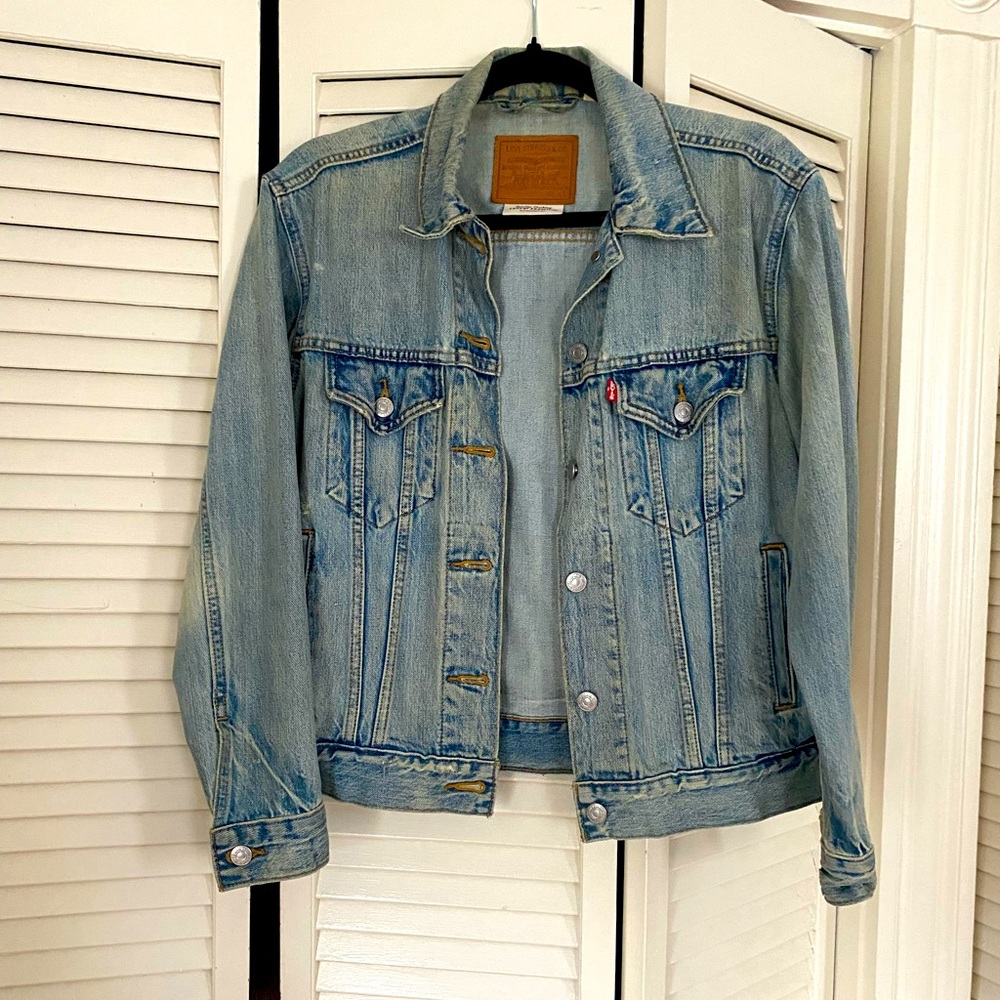 Levi’s Denim Jacket - Size XS